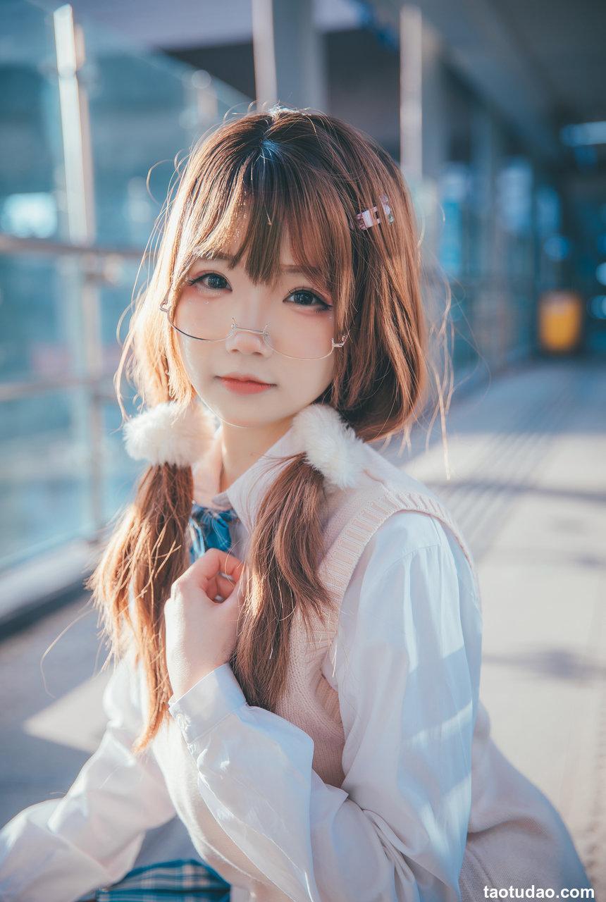 雪晴Astra - NO.32 JK夕阳 [25P-263MB]