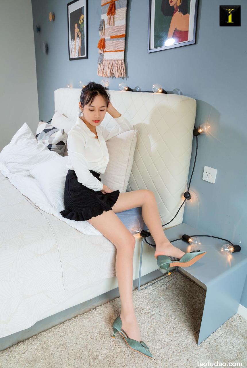 [IESS异思趣向]2019.12.09 丝享家640：小小 – 新型脚底一片云