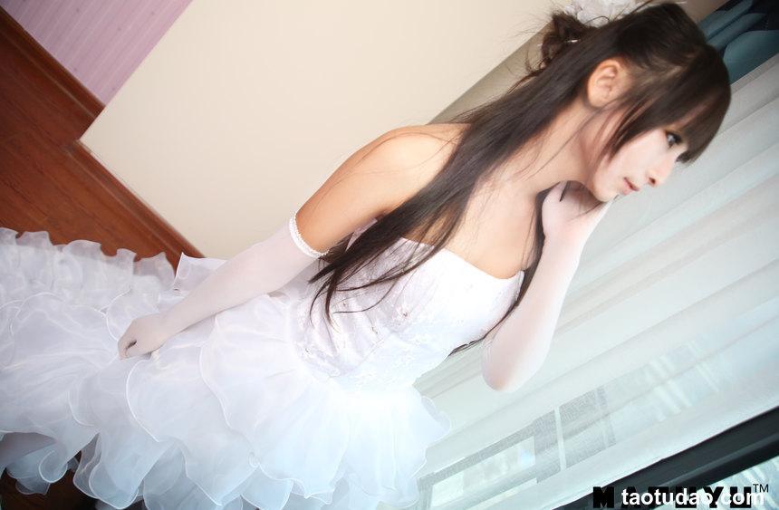 神楽板真冬 — 婚纱系列套图[71P／798MB]