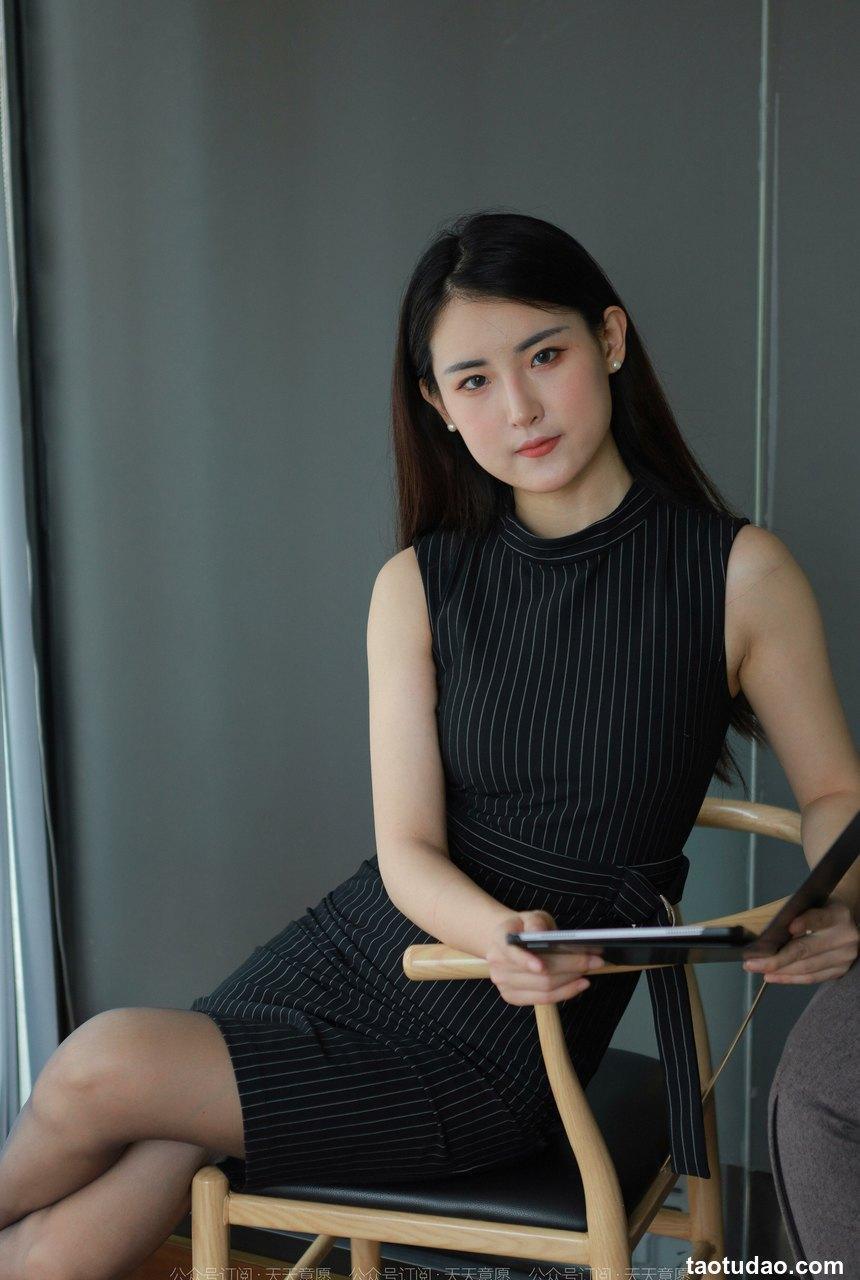 [IESS异思趣向] 2022.04.15 丝享家1060：小宝《新人报道》[76P／115MB]