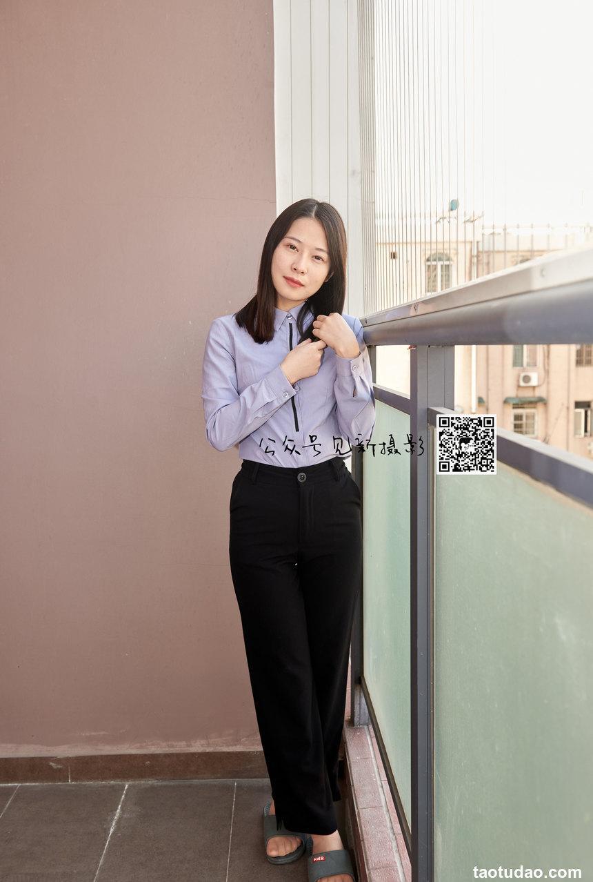 [见新摄影]NO.019-小江-户外裤里丝高跟【套图+视频-1.78G】