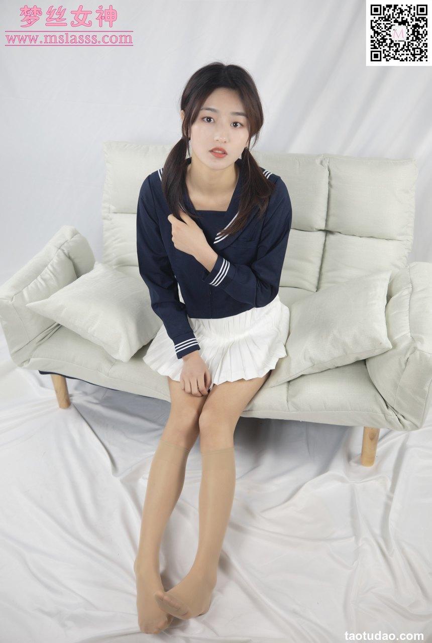 [MSLASS梦丝女神] 2019.12.19 璇璇《9分颜值 长筒袜》[62P+1V-1.22G]
