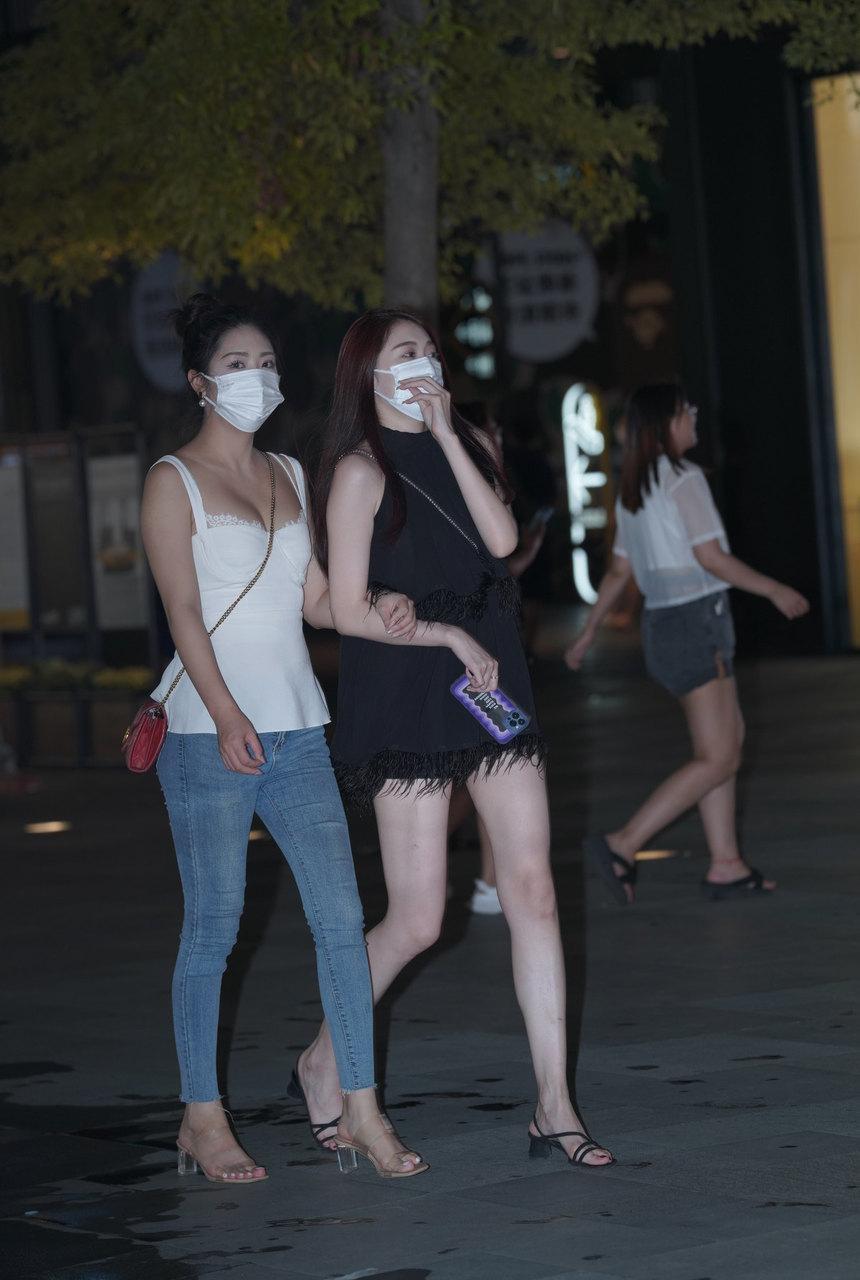 都市丽人美腿闺蜜【97P-1.22G】