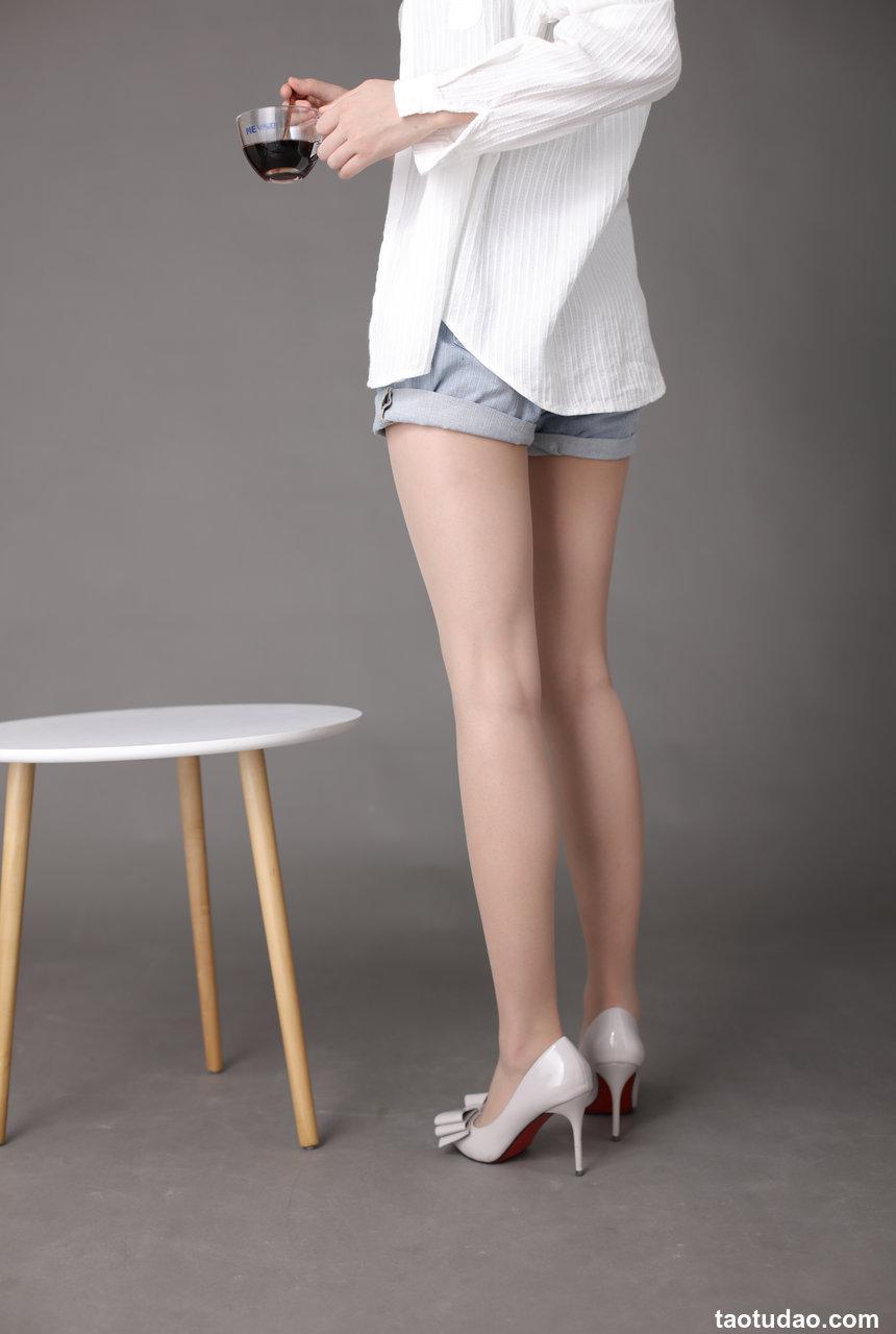 奈丝写真 NO.142 奈丝双层蝴蝶结高跟鞋–冰冰 [37P+409M]