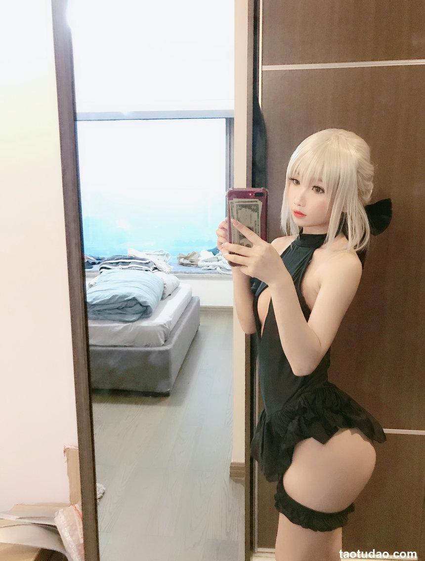 鬼畜瑶 NO.027 黑呆泳装自拍 [8P 39M]