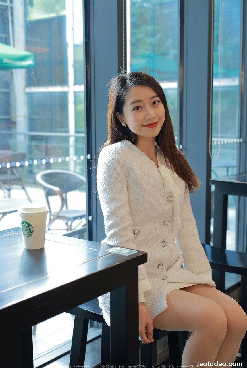 [IESS异思趣向] 2022.04.18 丝享家1063：小婕《纯白OL套装》[85P／132MB]