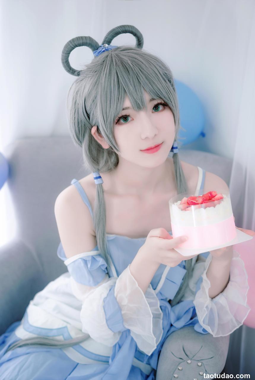 弥音音ww - NO.026 洛天依-生日快乐[10P-28.22MB]