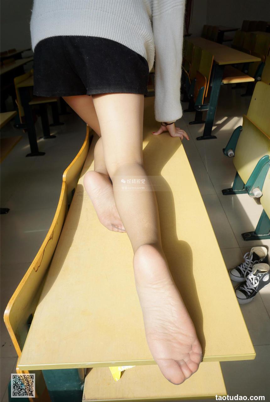 妖精视觉 NO.012 苏苏 半酌素颜，清歌冷舞[64P／26.7MB]