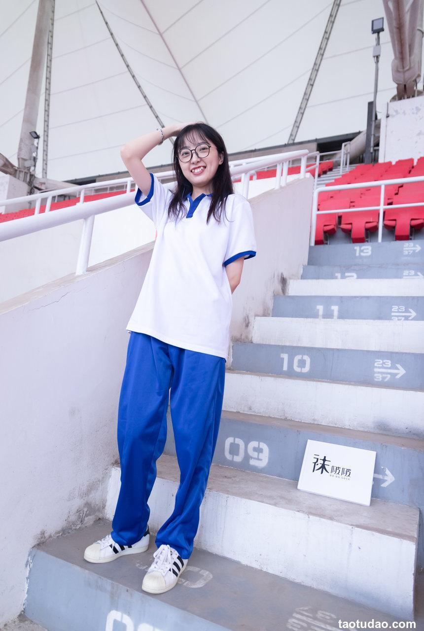 [BoBoSocks袜啵啵]NO.002 稚予-校服、贝壳头、白棉袜、裸足[13P+1V／2.99GB]