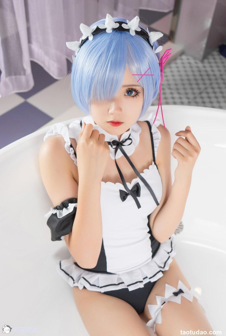 Akisoso秋楚楚 — 蕾姆夏日泳装 [46P-492M]