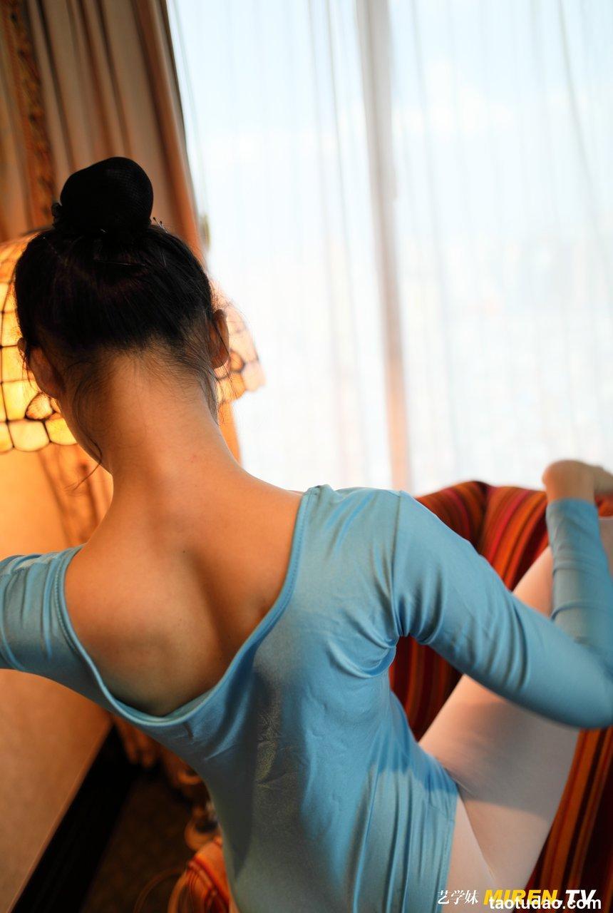 [ROSI写真]艺学妹 2020.02.04 No.067 [35P32MB]