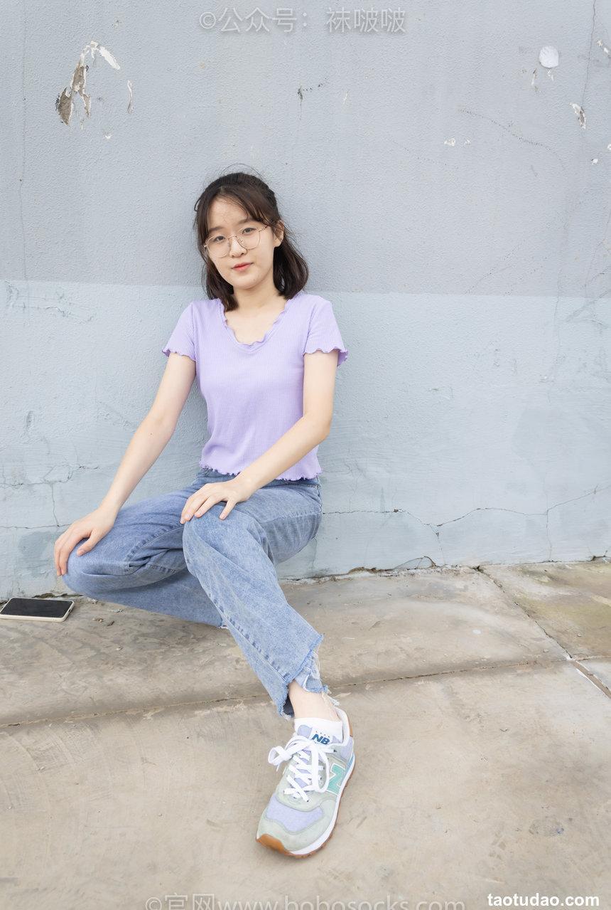 [BoBoSocks袜啵啵]NO.020 熊熊-NB运动鞋、蓝色短棉袜（踩脏）、裸足[150P+1V／4.88GB]