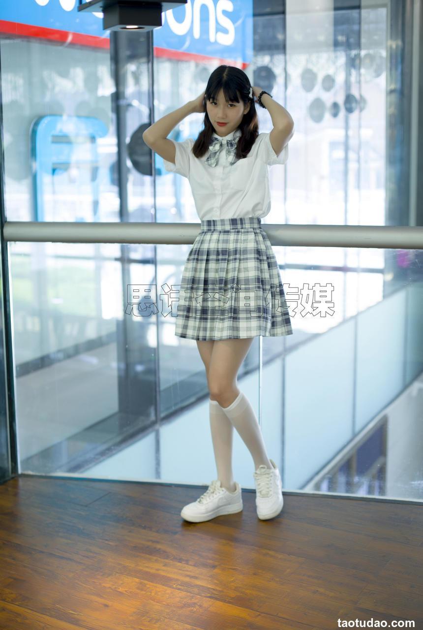 [SiHua丝话]SH127 诗韵 商场里的JK女孩[44P／63MB]