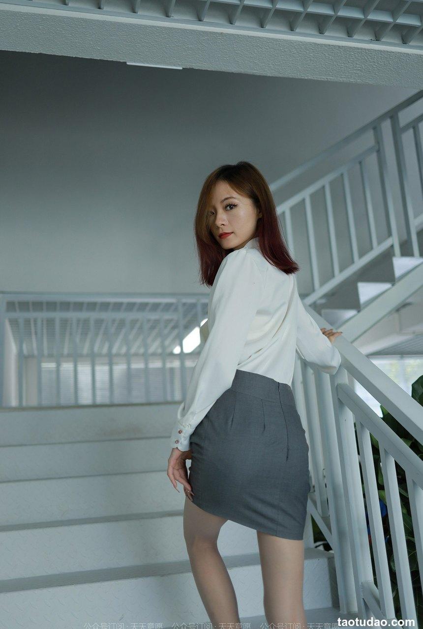 [IESS异思趣向] 2022.07.22 丝享家1155：小六《休息室的春光》[86P／129MB]