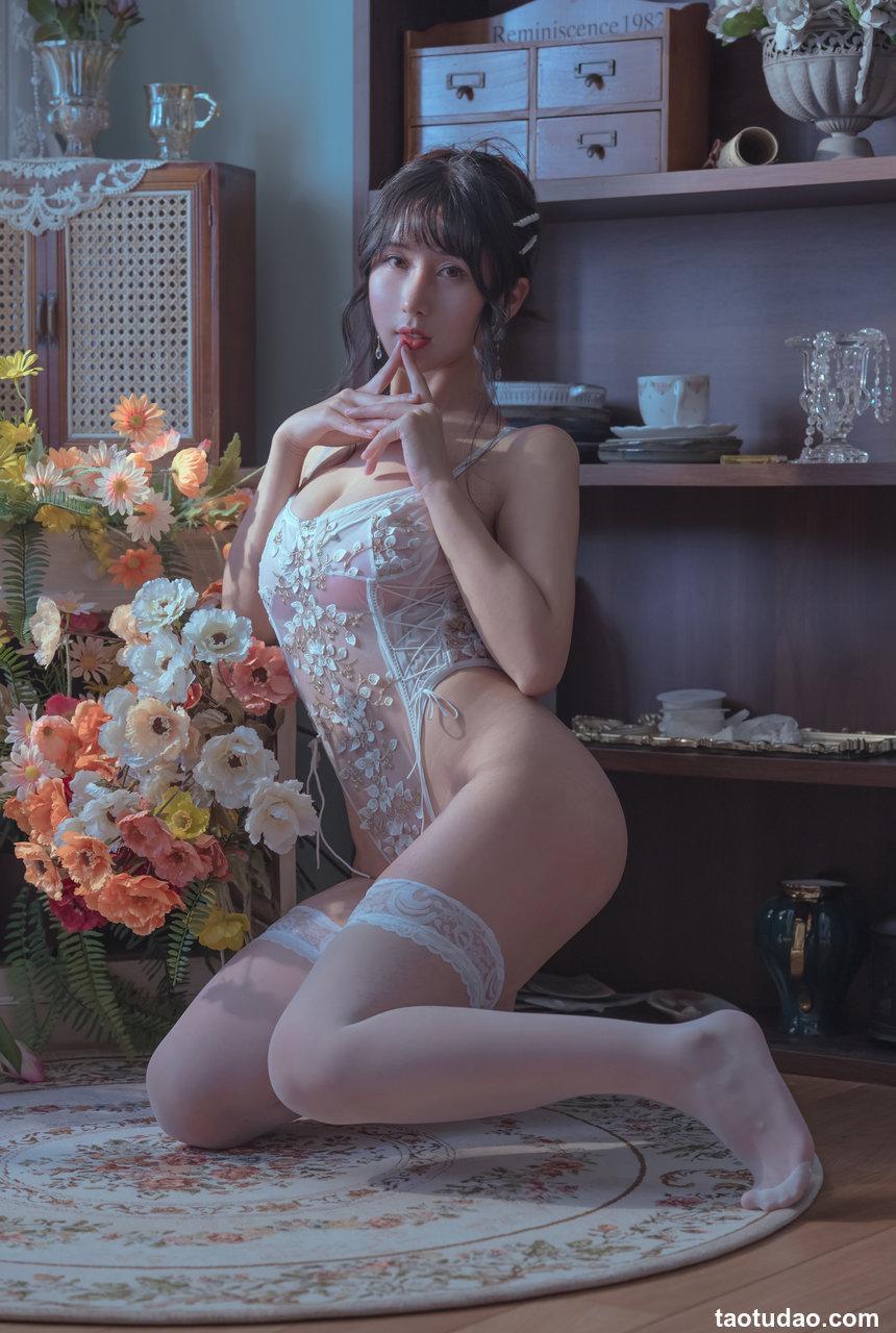 云溪溪 - 人妻 [40P-374MB]