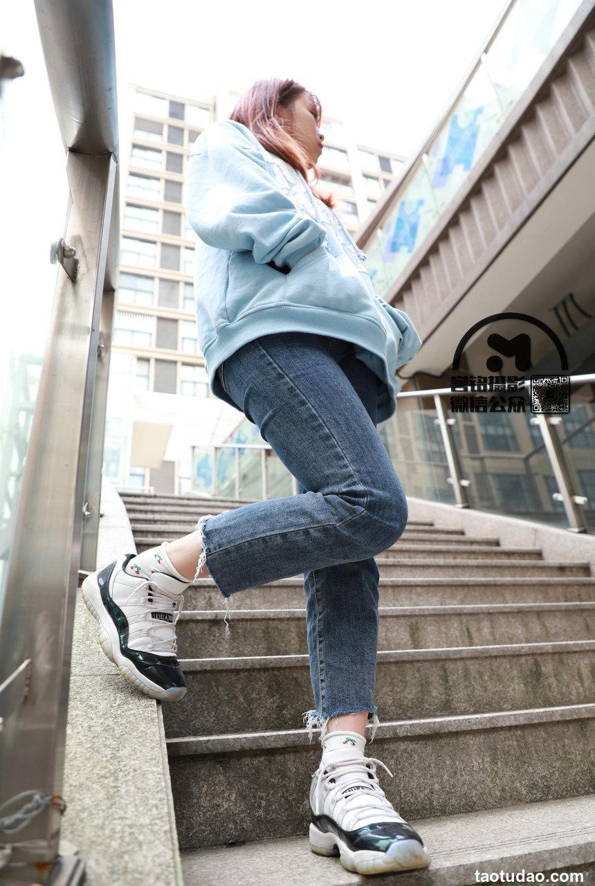 [誉铭传媒]袜足摄影 2021年 NO.012[84P+1V／931MB]