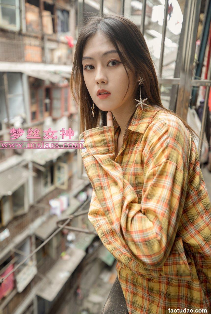 [MSLASS]梦丝女神 - 梦素 复古楼的性感美 [82P1V-1.41GB]