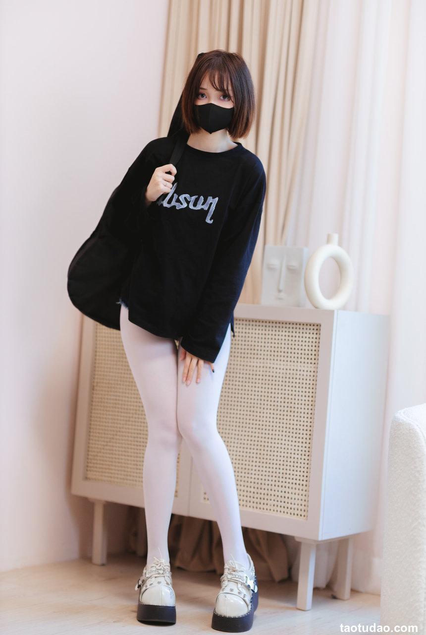 洛桑w伊梓 - NO.01 升玖老师 [38P-406MB]