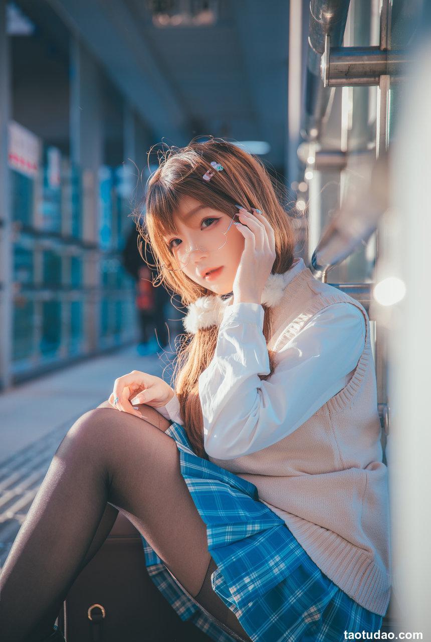 雪晴Astra (雪晴嘟嘟) Vol.036 JK夕阳 [25P-356MB]