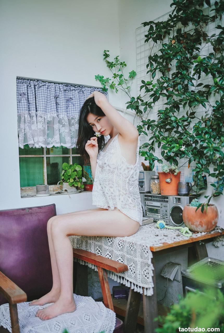 年年Nnian NO.010 — 夏日精灵 [17P-284M]