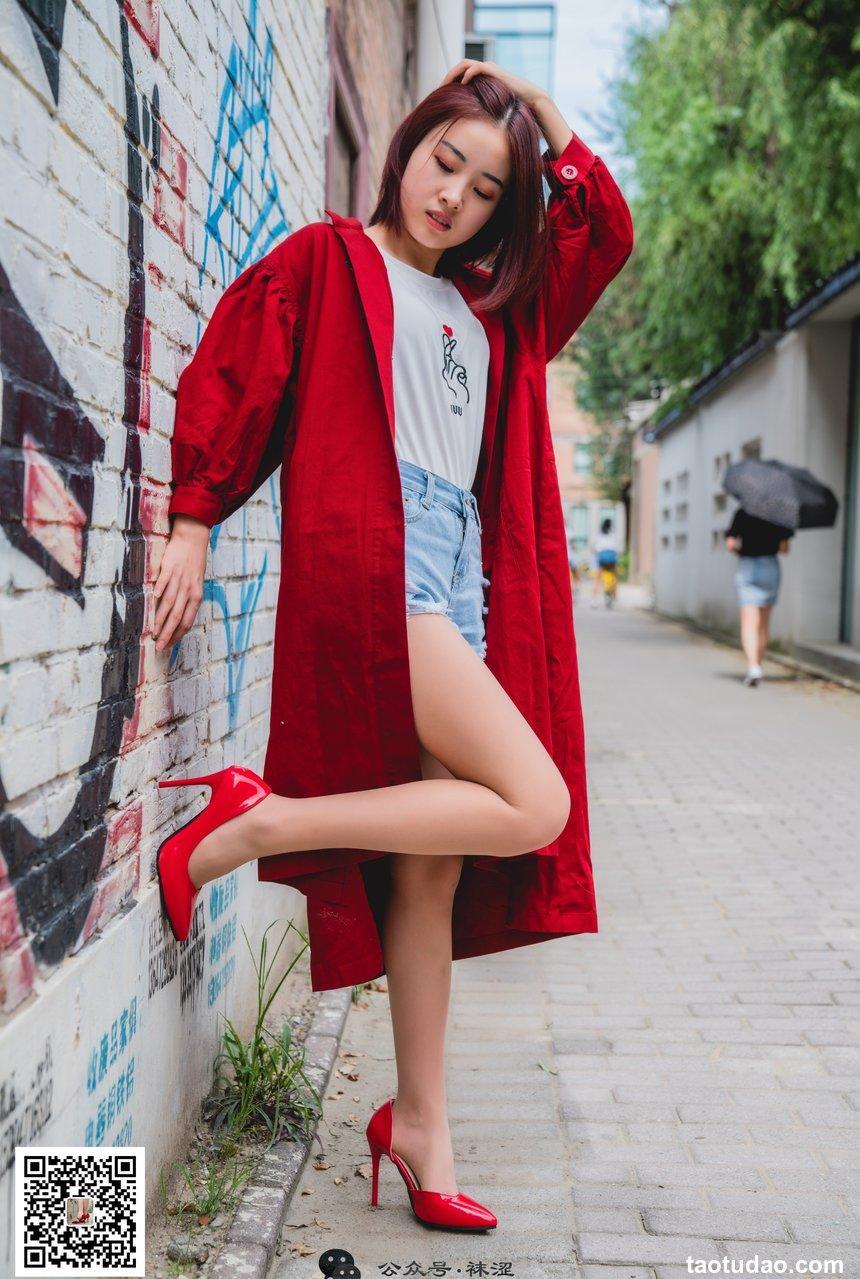 袜涩写真 VOL.080 热裤红高跟亮相 [93P／473MB]