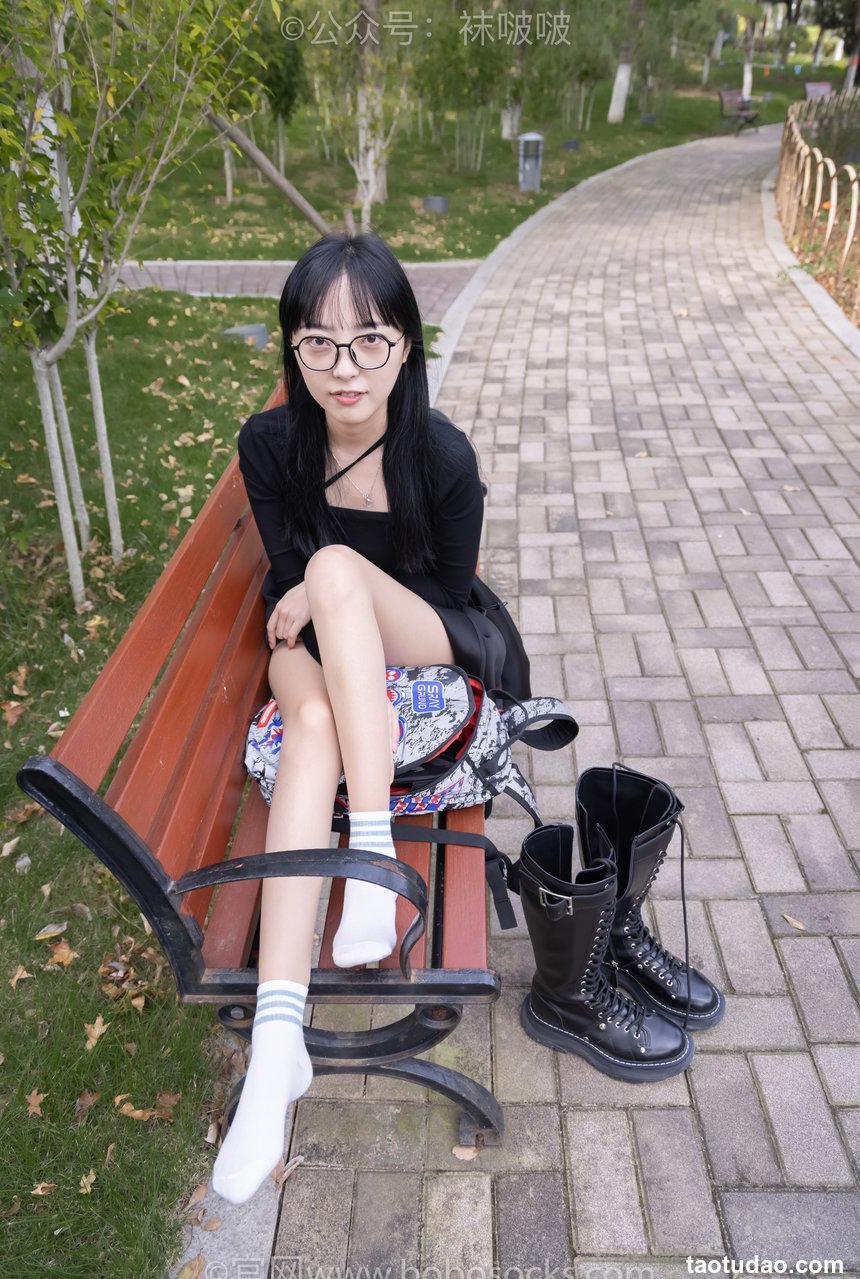 [BoBoSocks袜啵啵]NO.040 稚予-长靴、白棉袜、肉丝[137P+1V／4.81GB]