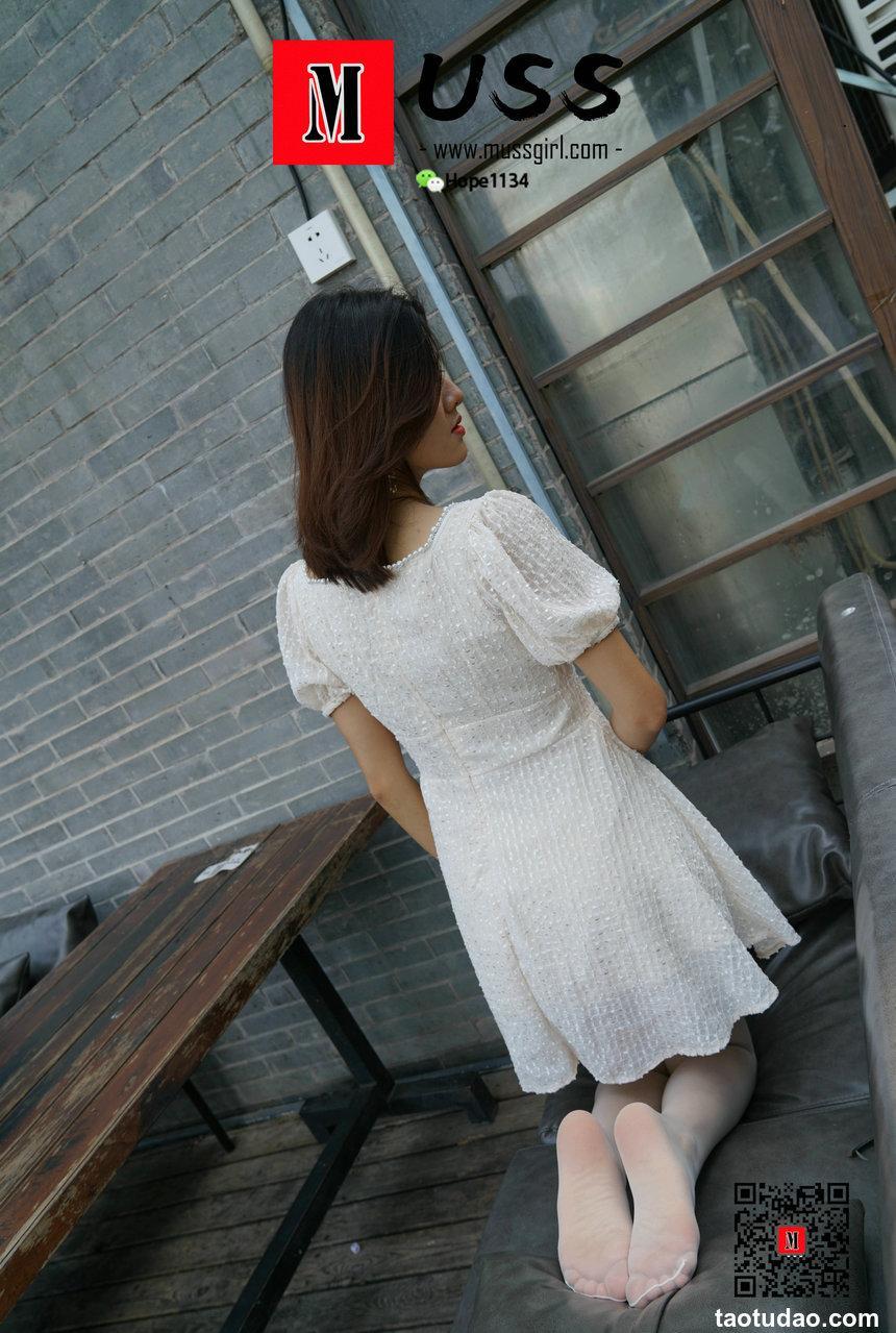 MussGirl 白衣护士与白丝绝美邂逅之足部特写