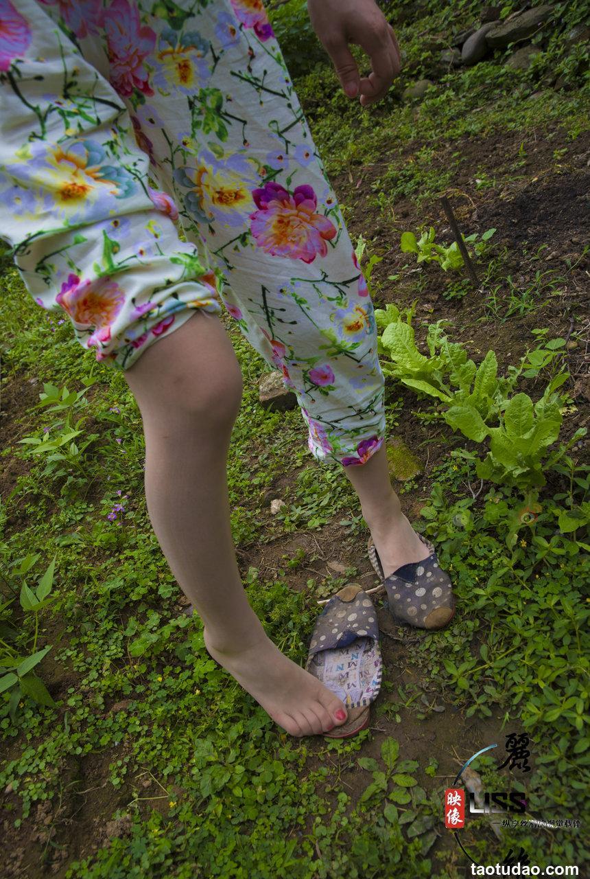 GIRLISS丽丝映像 - 村姑 [31P-552MB]