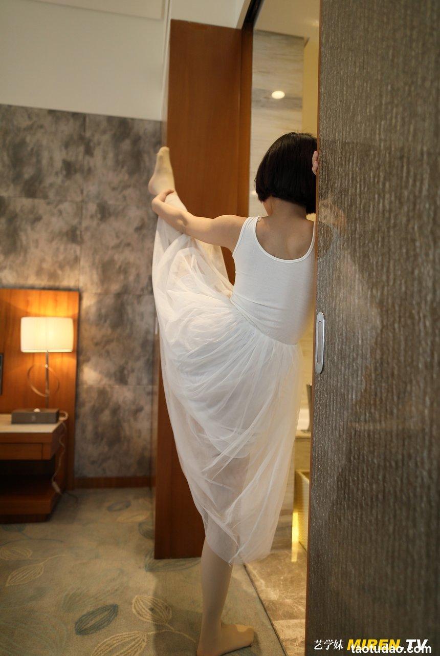 [ROSI写真] 艺学妹2020.03.22 NO.105[99+1P／88.1MB]