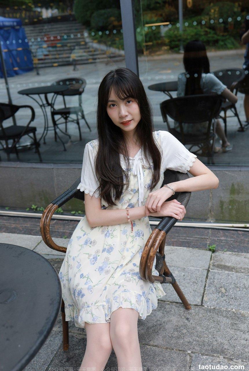 [IESS异思趣向] 2022.07.05 丝享家1138：团团《清新肉丝》[84P／146MB]