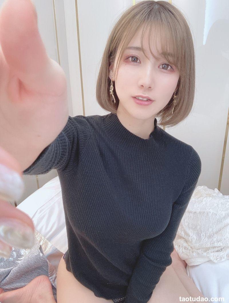 [Fantia] 肯肯 2020-10 [121P+4V-93.3MB]