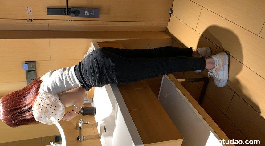 誉铭摄影《2022.8月份整合福利》[133P+5V-876MB]