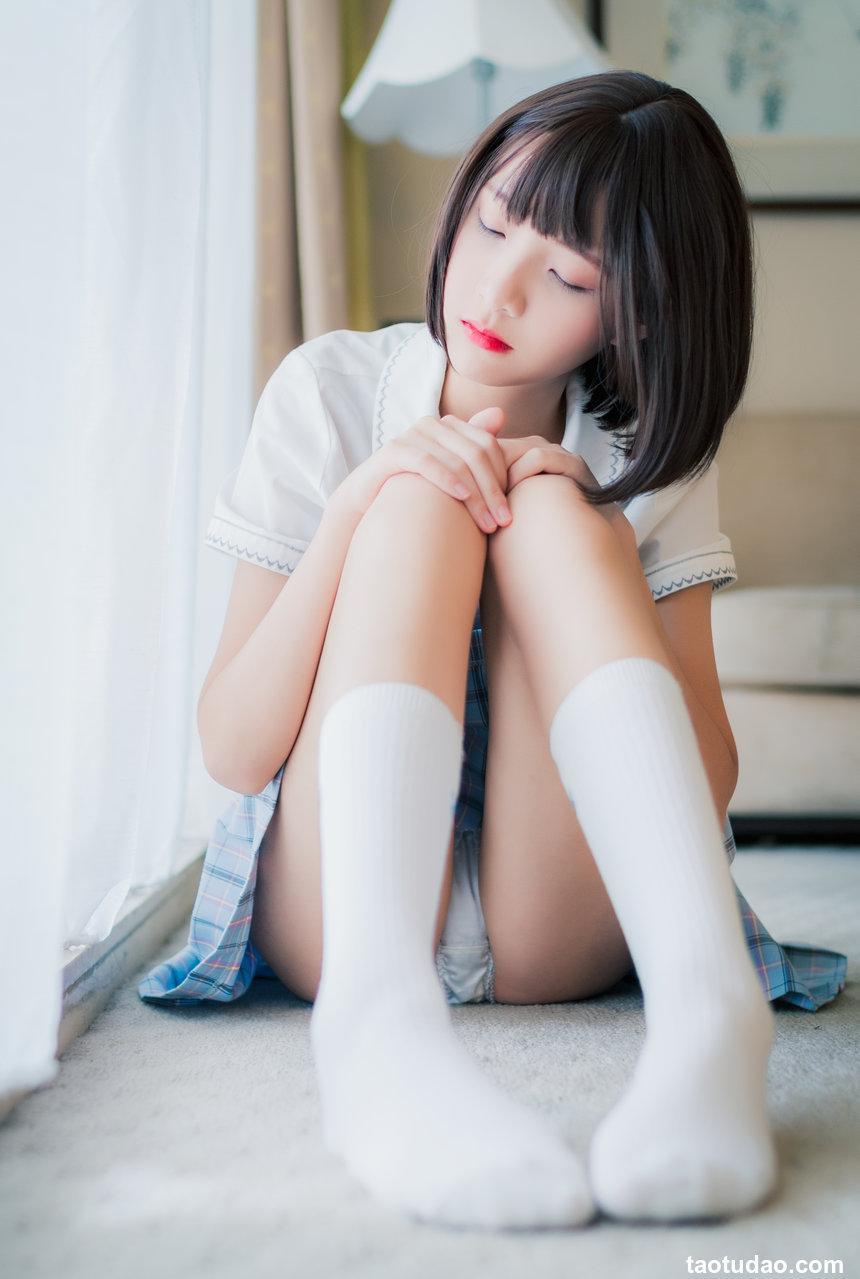 西瓜少女 NO.012   白袜私房 [45P-333MB]