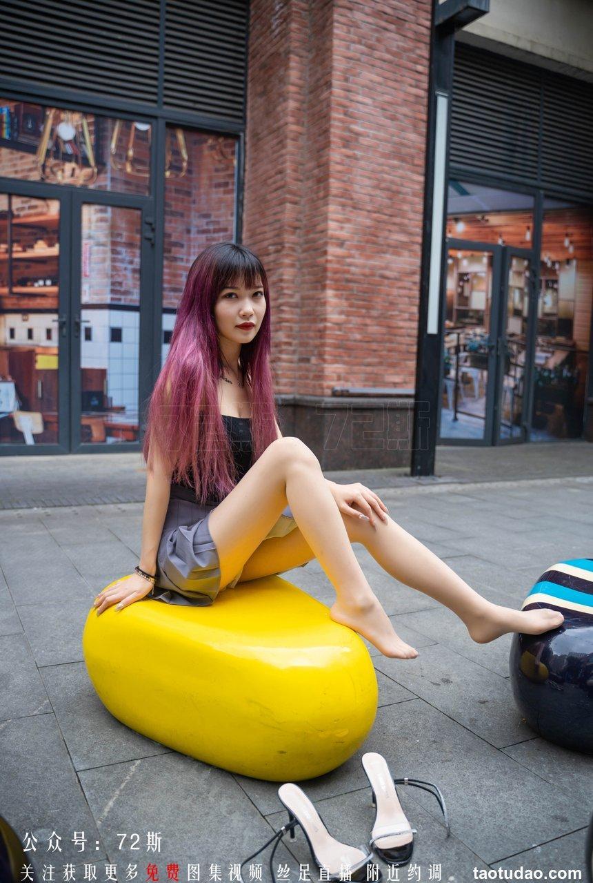 [72斯]丝足写真 NO.017 这边看属于你的“夏日清涼”[42P／61.8MB]