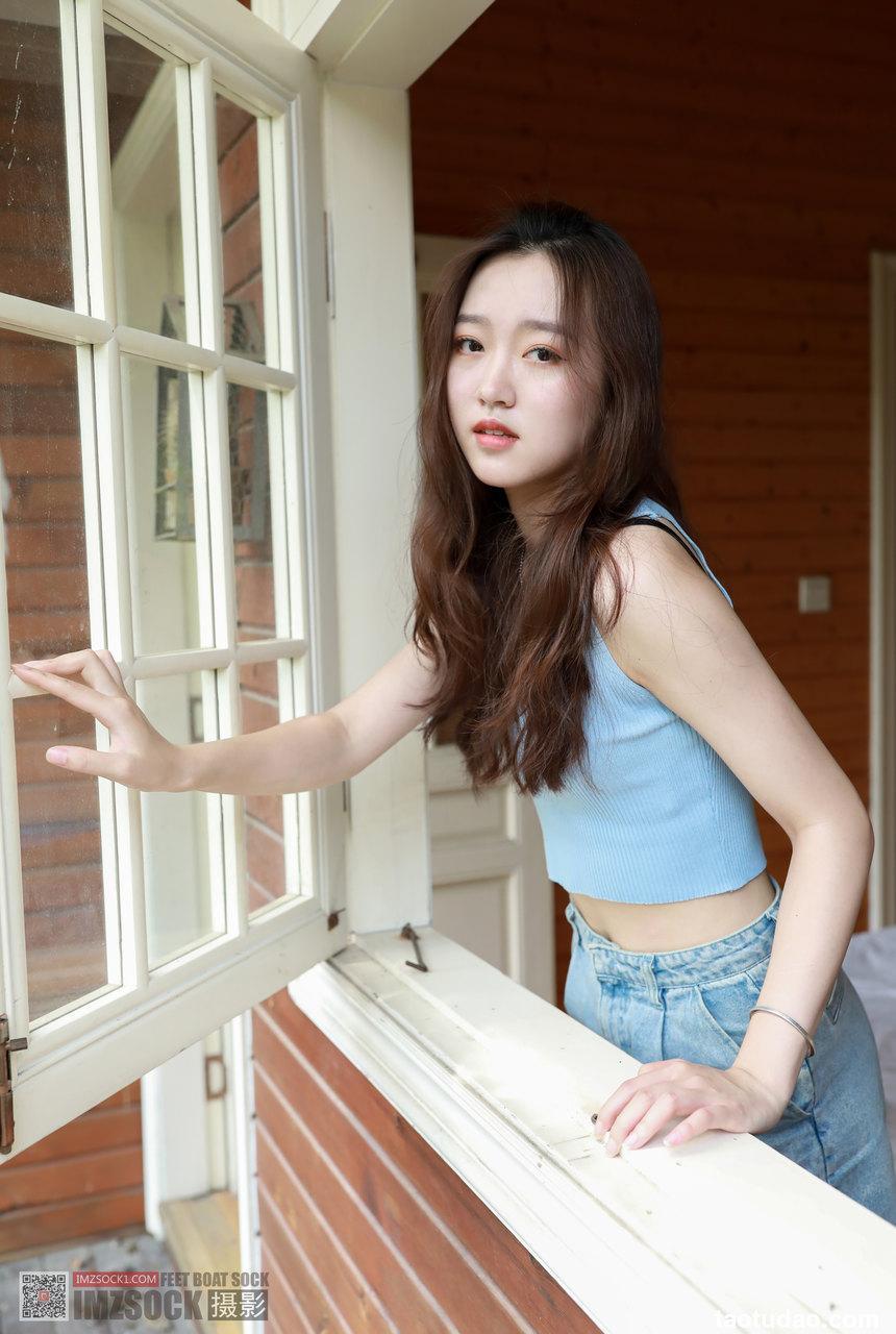 [MZSOCK]爱美足 NO.136 雯雯[82P+1V／1.49GB]