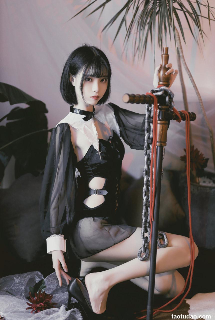 许岚LAN 修女创作 [37P-417.42MB]