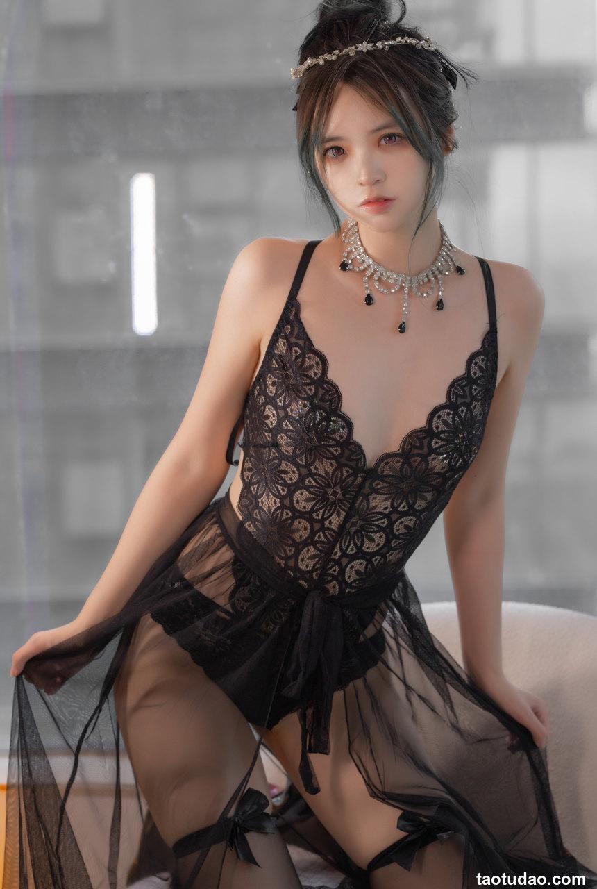 疯猫ss - NO.114 2022夏日限定A本 黑裙子 扎头发 [20P-322MB]