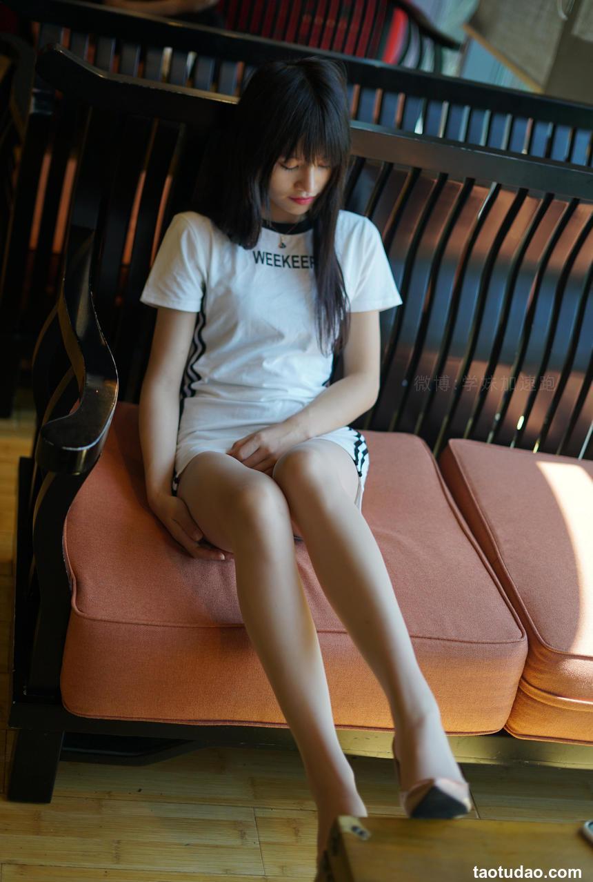 学妹加速跑 XM063《咖啡店丝密事-敏儿》 图套+视频