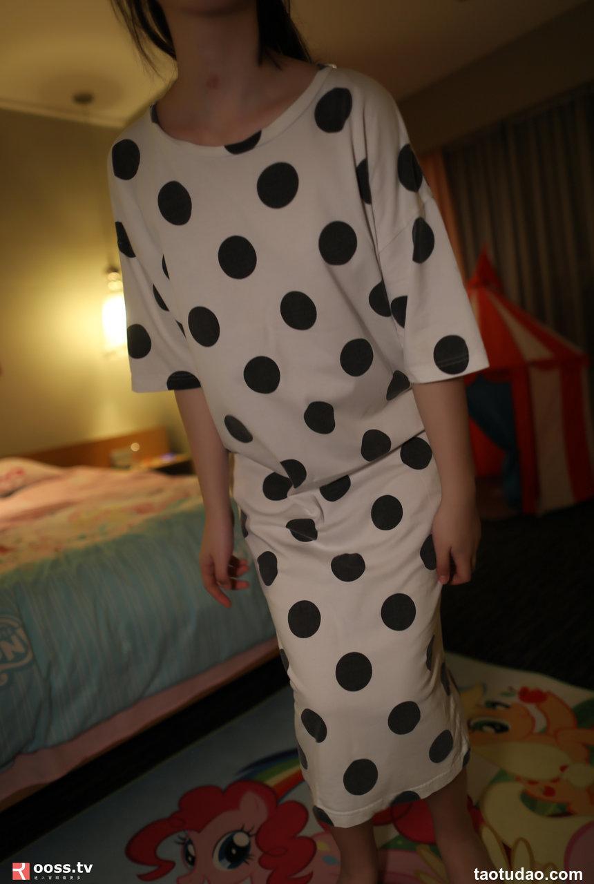 [ROSI写真]2019.08.26 NO.2821 [63+1P/56M]