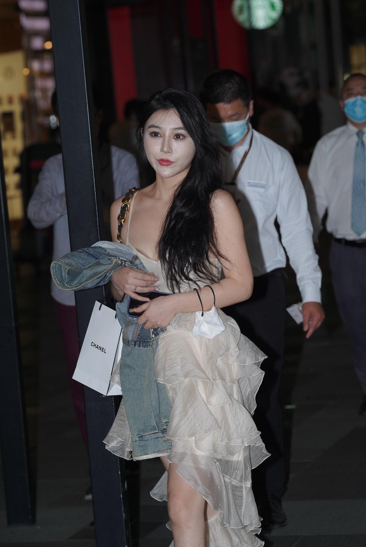 都市丽人肉感女友【76P-1.26G】