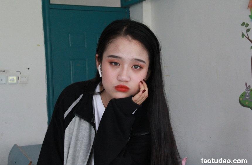 [最爱帆布鞋] 丝袜美腿写真 ON.22 图套+视频