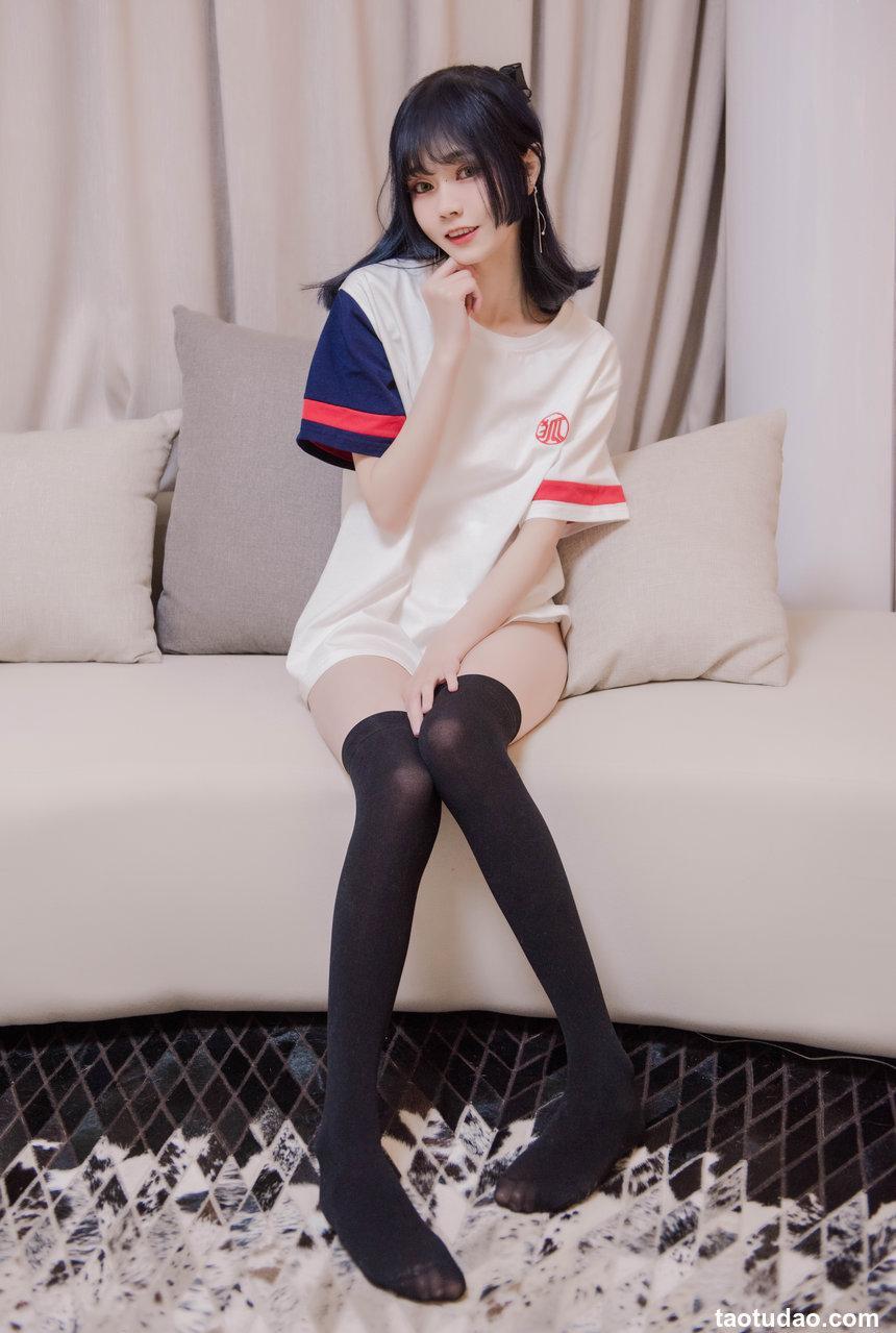 你的负卿 - 居家私服2 [9P-88MB]