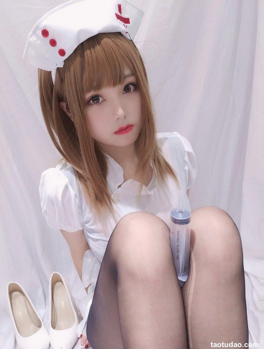 蜜汁猫裘 NO.034 小护士 [41P+1V-85MB]