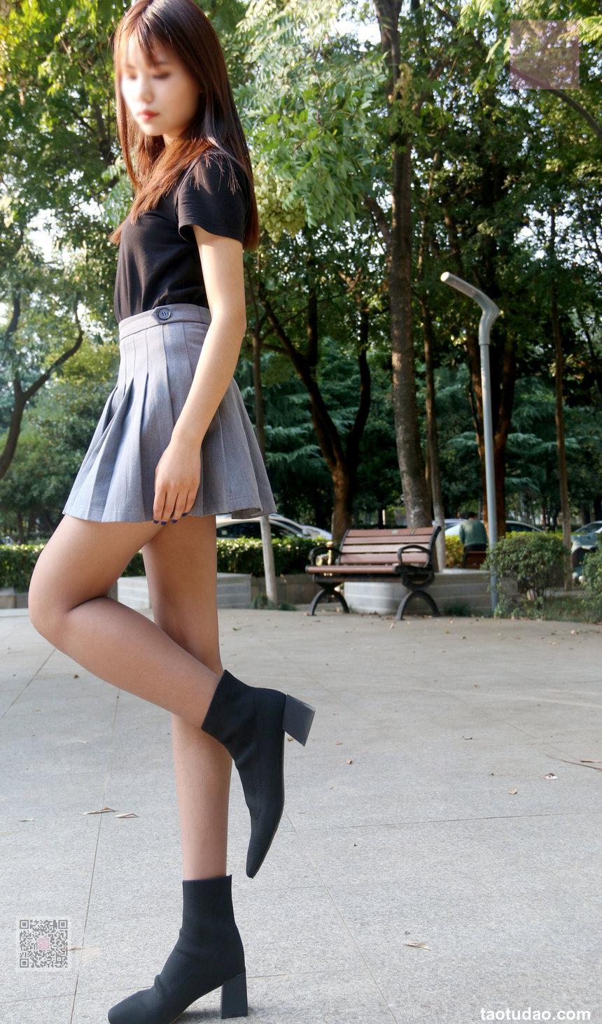 [SiHua思话]SH012 等车的前奏曲 雯玥[98P+2V／816MB]