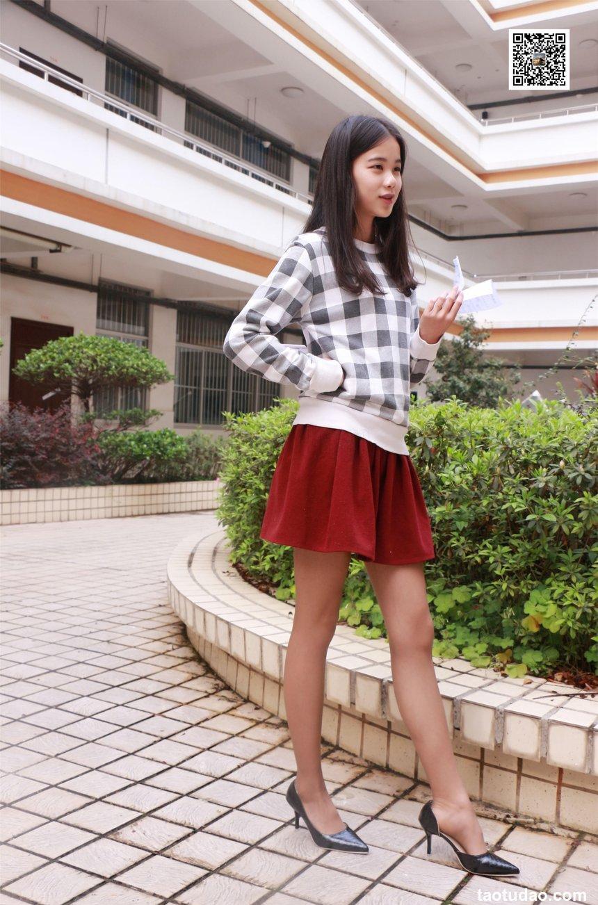 [MussGirl慕丝女郎] 学妹系列12 学妹告诉你,支援武汉,从宅做起2[72P／151MB]