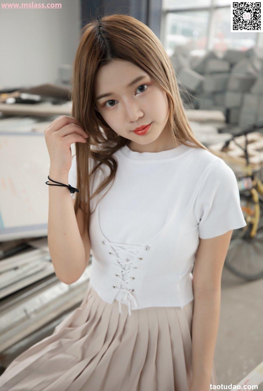 [MSLASS梦丝女神] 2019.08.29 小除夕《废墟的小白鞋》[51P-474MB]