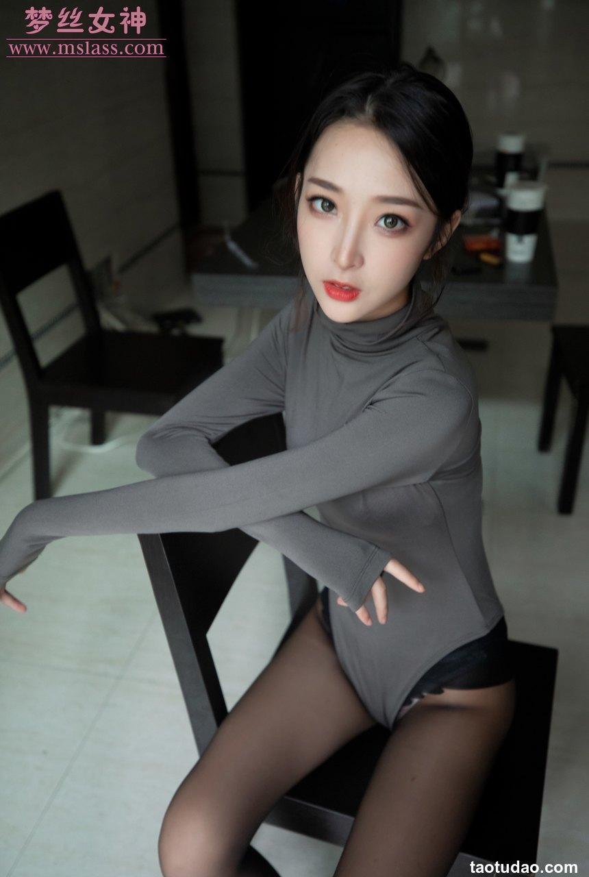 [MSLASS梦丝女神] 2019.08.05 乔儿《美女主播乔儿（精）》[61P+1V-968MB]