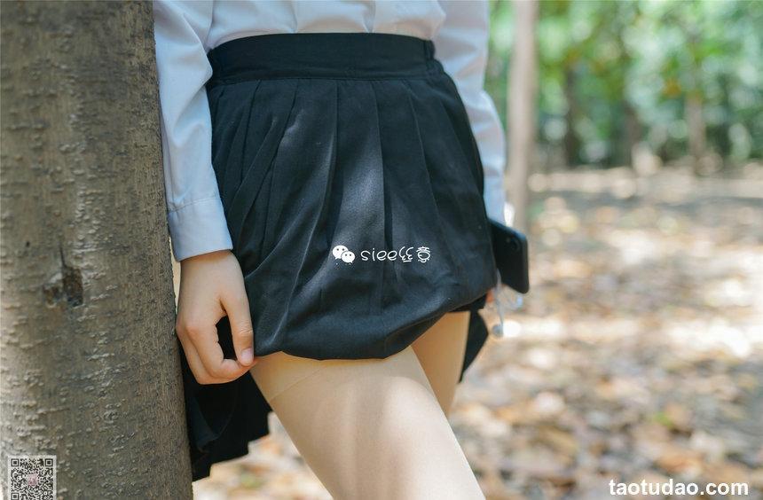 [SIEE丝意] No.008 沐萱 小树林的秘密 [61P]