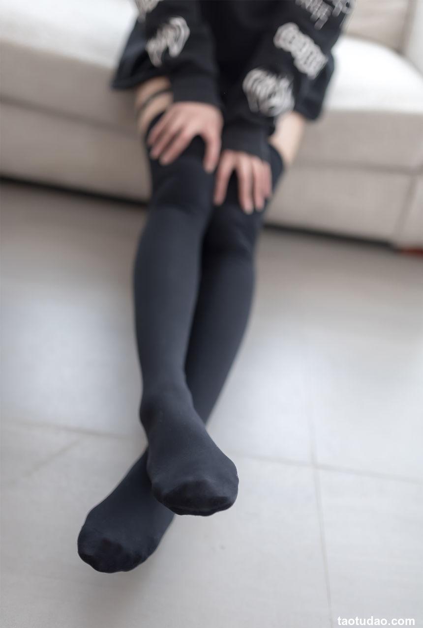 风之领域写真 NO.017 金发美女黑色诱惑 [42P]