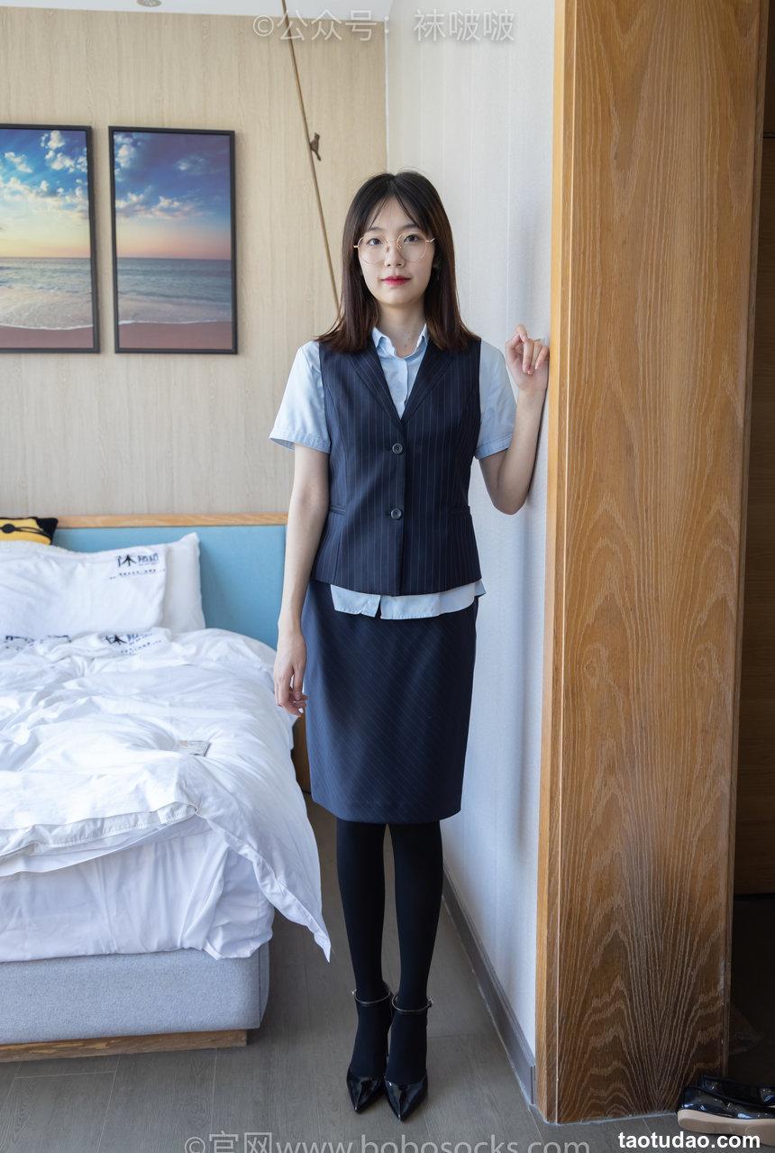 [BoBoSocks袜啵啵]NO.038 小甜豆-建行行服、高跟鞋、厚黑丝[131P+1V／6.37GB]